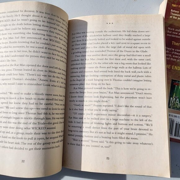Maze Runner Books Bundle Kill Order Death Cure Paperback Book James Dashner Used - Picture 12 of 15